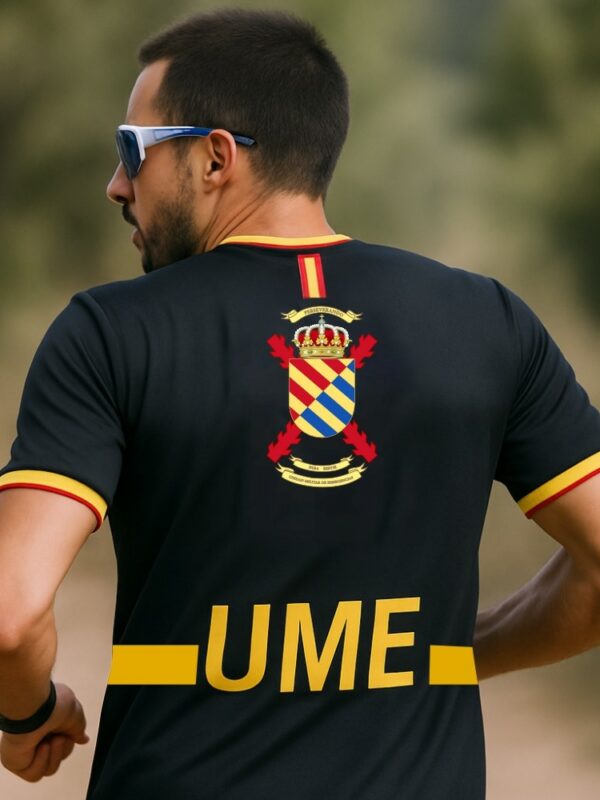 CAMISETA MANGA CORTA UME