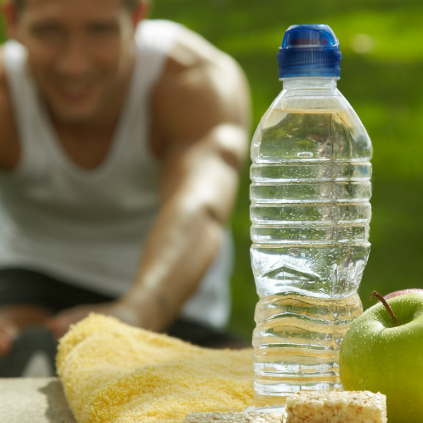 Qué comer antes, durante y después de una ruta en bici